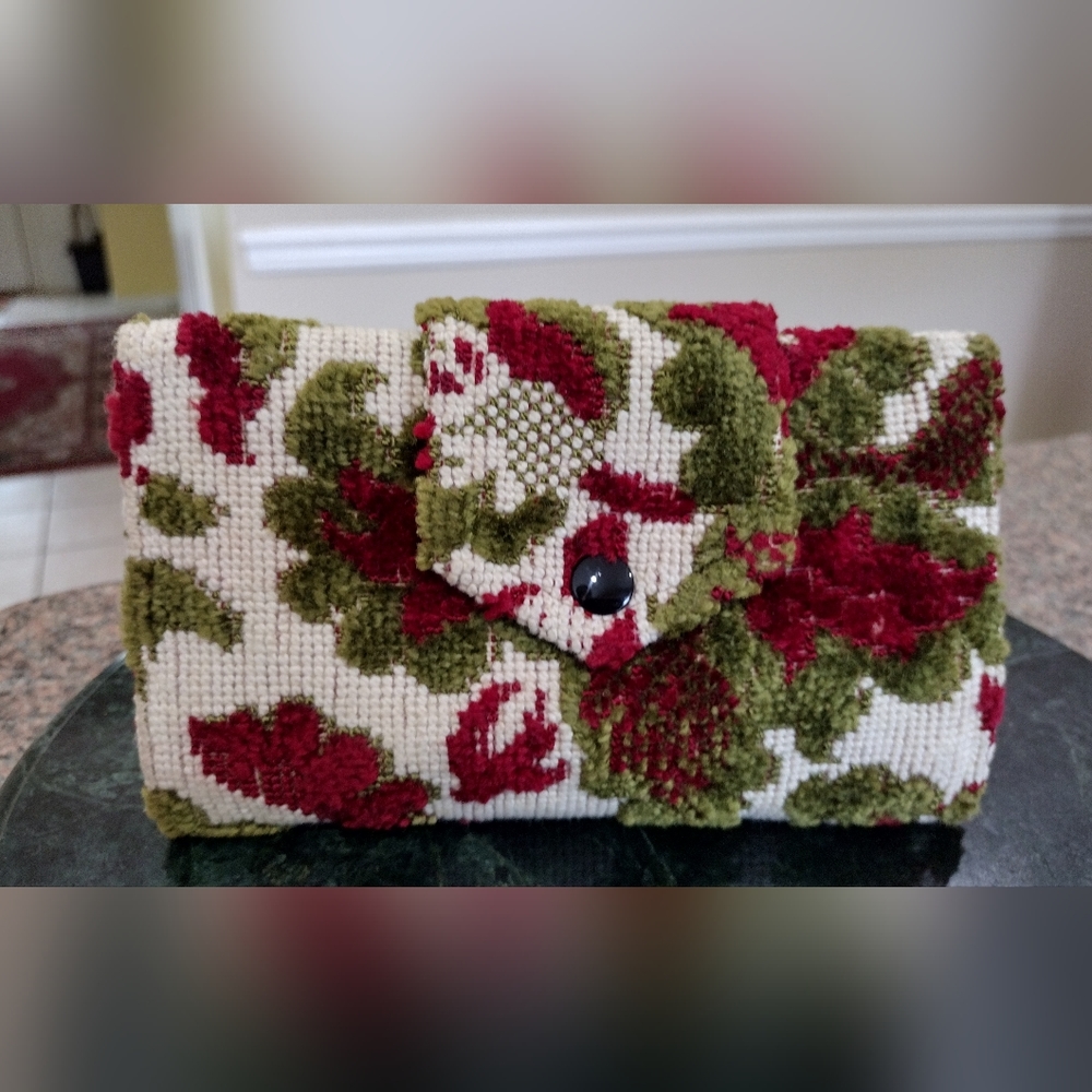 Fashionette Needlepoin Wallet Vintage